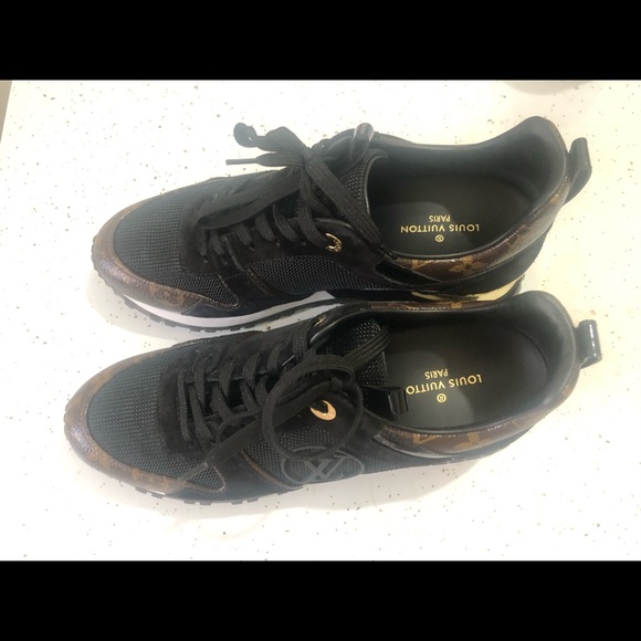 Louis Vuitton shoes - Picture 4 of 5